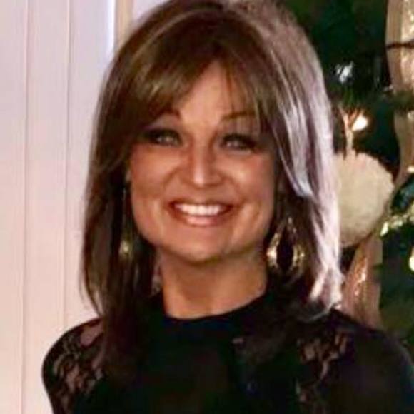 Meet your Posher, Pam - Picture 1 of 1